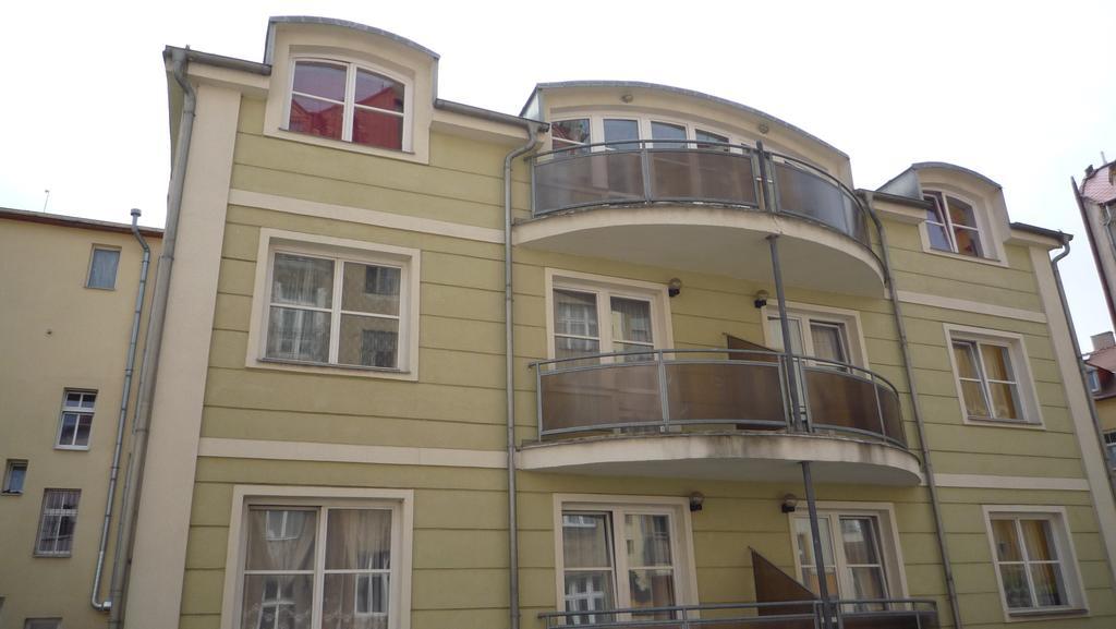 Hotel Derby Karlowe Wary Zewnętrze zdjęcie