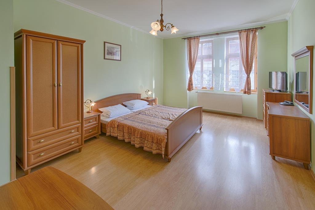 Hotel Derby Karlowe Wary Pokój zdjęcie
