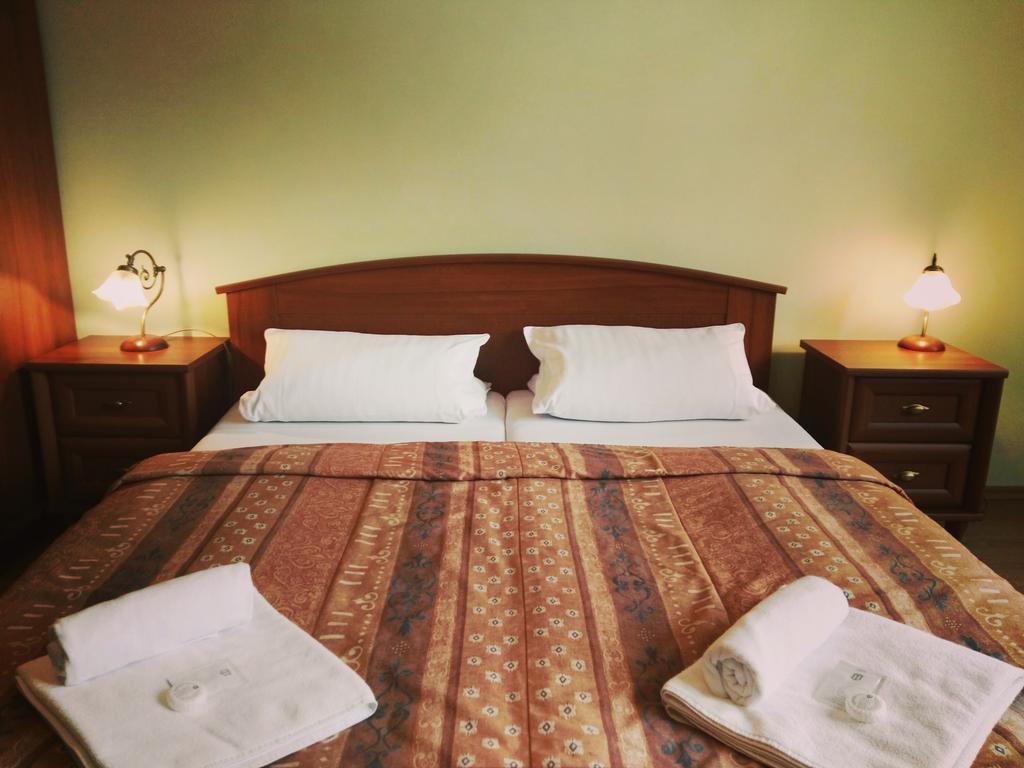 Hotel Derby Karlowe Wary Zewnętrze zdjęcie