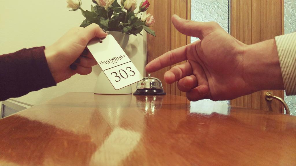 Hotel Derby Karlowe Wary Zewnętrze zdjęcie
