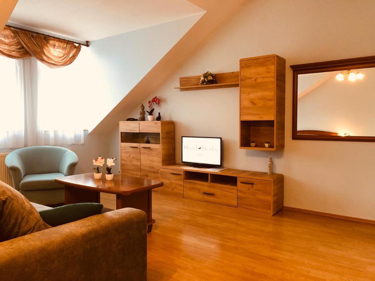 Hotel Derby Karlowe Wary Zewnętrze zdjęcie
